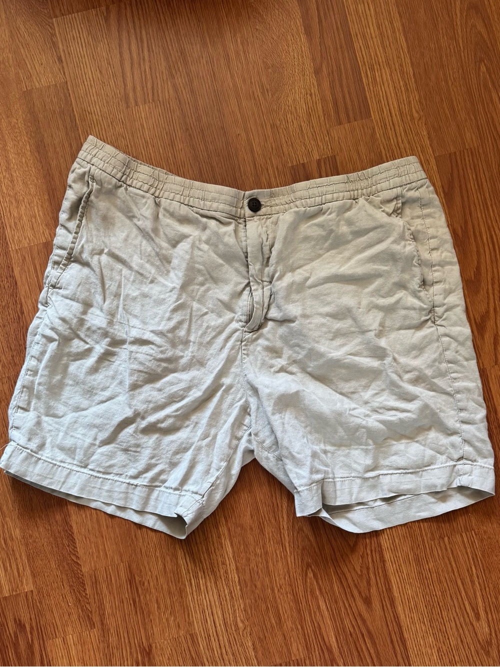 H&M Men's Light Beige Elastic-Waist Casual Shorts